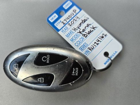 Used 2024 Hyundai Kona SEL image 28