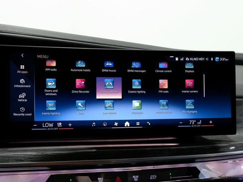 Used 2024 BMW 760i xDrive w/ Premium Package 2 AWD/4WD image 27
