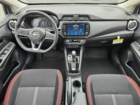 New 2025 Nissan Versa SR w/ Trunk Package image 7
