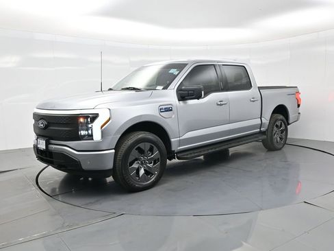 Used 2024 Ford F150 Lightning Flash w/ Max Trailer Tow Package image 2