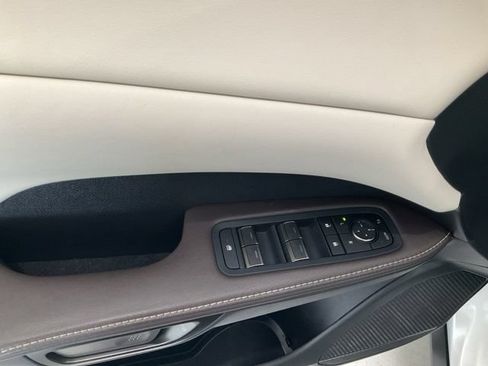 Used 2024 Lexus RX 350h w/ Accessory Package (Z1) AWD/4WD image 6