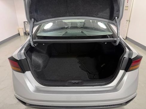 Used 2026 Nissan Altima 2.5 SV AWD/4WD image 8
