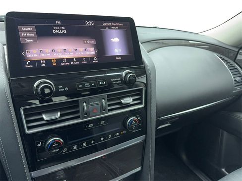 Used 2024 INFINITI QX80 Luxe image 23