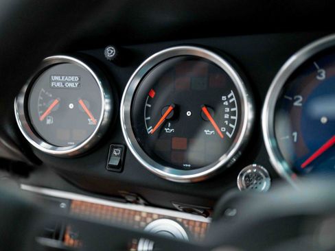 Used 1990 Porsche 911 Carrera image 71
