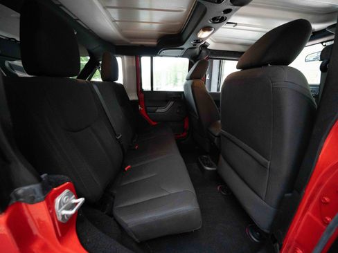 Used 2017 Jeep Wrangler Unlimited Sport AWD/4WD image 25