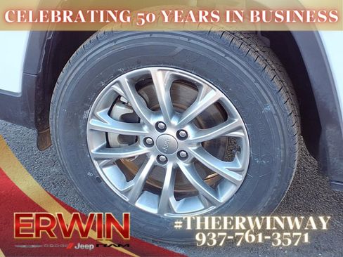 Certified 2021 Jeep Cherokee Latitude Lux image 9