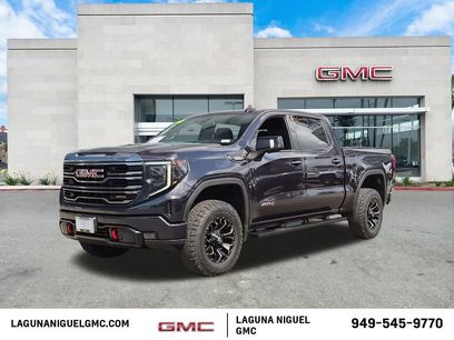 Used 2022 GMC Sierra 1500 AT4 w/ AT4 Preferred Package