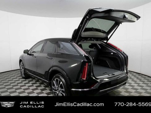 New 2026 Cadillac Optiq Sport 1 image 33