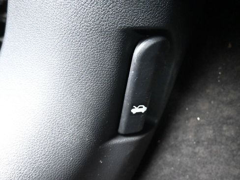 Used 2025 Nissan Sentra SV w/ All-Weather Package image 27