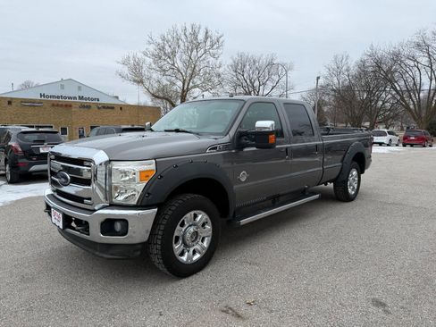 Used 2012 Ford F250 Lariat w/ Chrome Pkg image 1