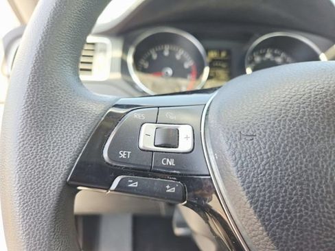 Used 2017 Volkswagen Jetta S FWD image 16