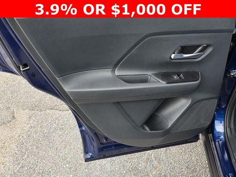 New 2026 Nissan Kicks SR image 35