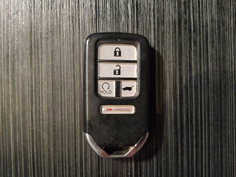 Used 2018 Honda Pilot Elite image 32