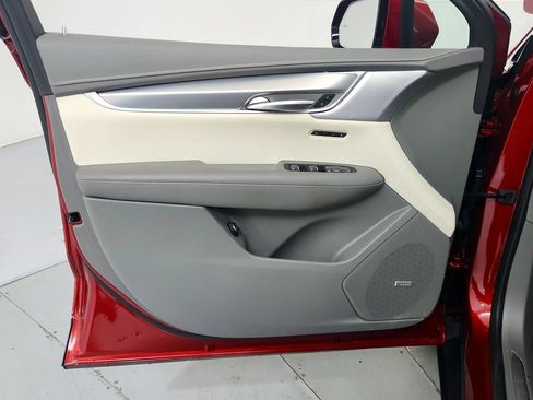 Certified 2024 Cadillac XT5 Premium Luxury w/ Technology Package AWD/4WD image 16