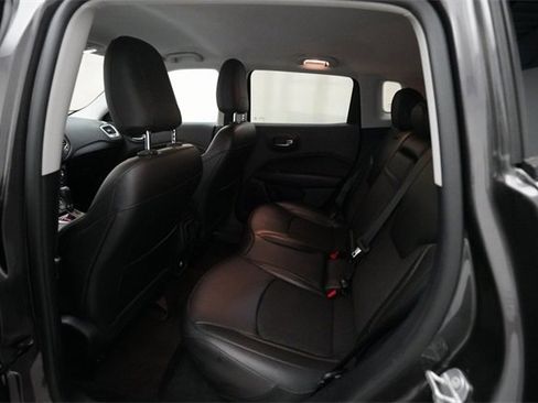 Used 2020 Jeep Compass Latitude w/ Cold Weather Group image 15