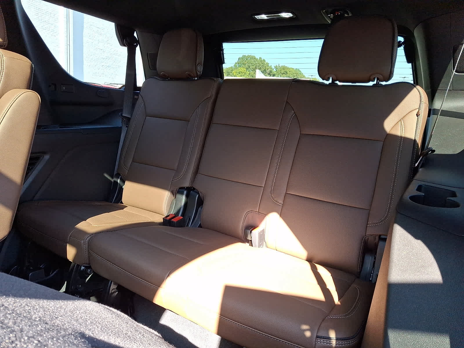New 2027 Chevrolet Tahoe High Country AWD/4WD image 9