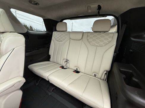 Certified 2021 Hyundai Palisade Calligraphy w/ Winter Package image 17