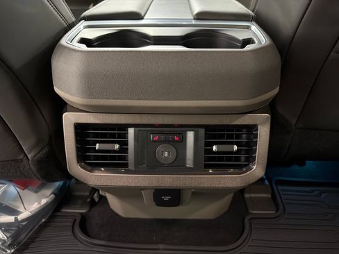 New 2026 Ford F350 Platinum w/ Platinum Plus Package AWD/4WD image 12