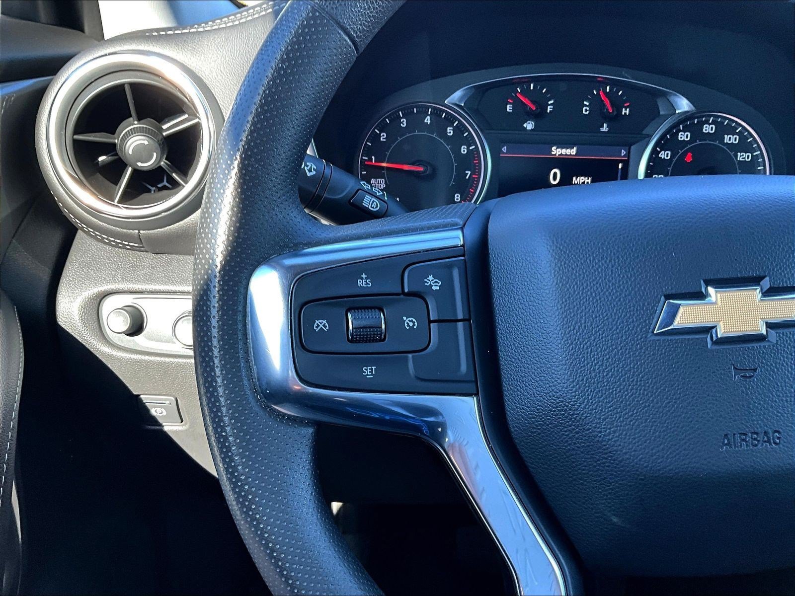 Used 2024 Chevrolet Blazer LT w/ Convenience Package FWD image 11