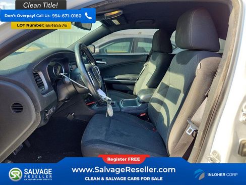 Used 2015 Dodge Charger SE w/ Popular Equipment Group RWD image 9