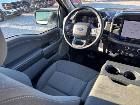 Used 2025 Ford F150 XLT w/ Equipment Group 301A Standard image 13