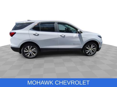 Certified 2024 Chevrolet Equinox LT AWD/4WD image 10