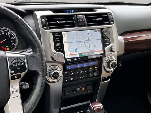 Used 2024 Toyota 4Runner Limited AWD/4WD image 7