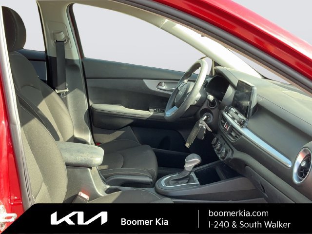 Used 2023 Kia Forte LXS FWD image 11