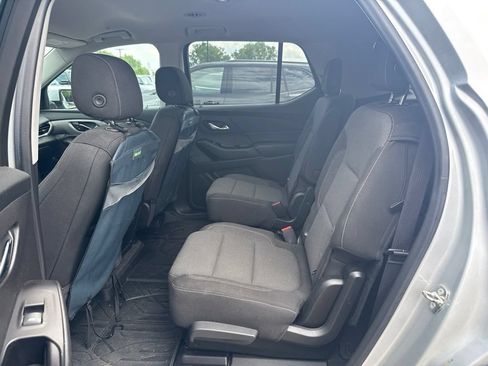 Used 2018 Chevrolet Traverse LT FWD image 13