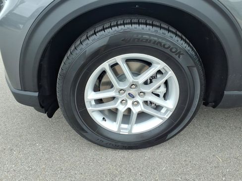 New 2026 Ford Explorer Active w/ Active Comfort Package RWD image 9