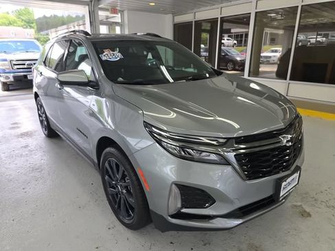 Certified 2023 Chevrolet Equinox RS FWD image 7