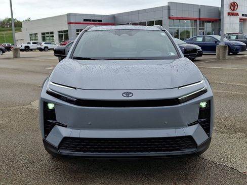 Certified 2026 Toyota C-HR AWD/4WD image 2