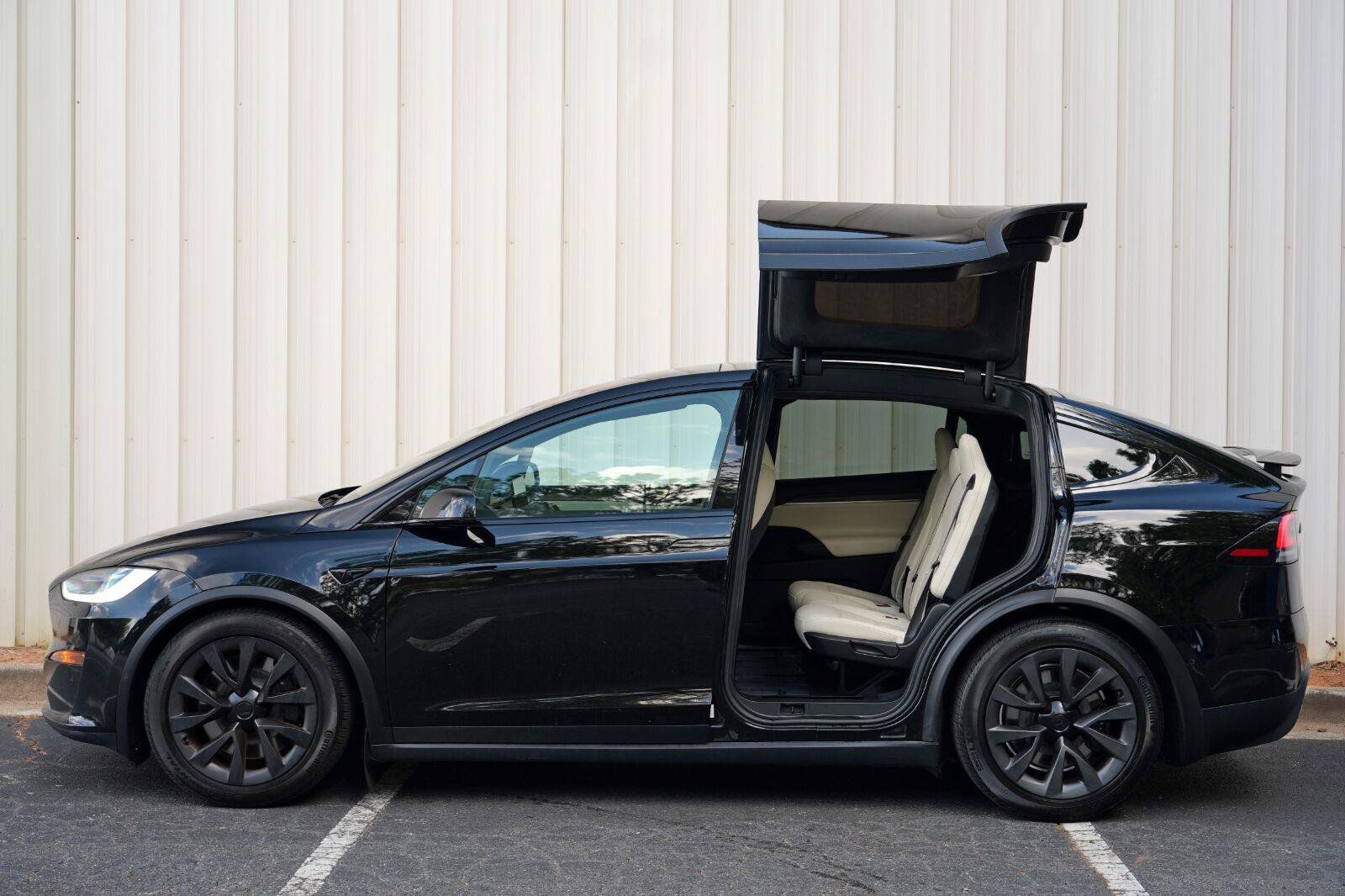 Used 2023 Tesla Model X AWD/4WD image 53