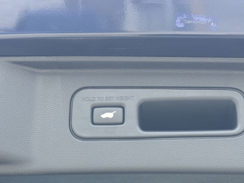 Used 2025 Honda Pilot EX-L image 21