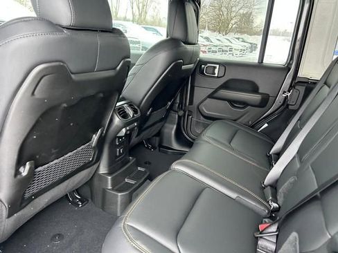 New 2026 Jeep Wrangler Unlimited Sahara AWD/4WD image 14