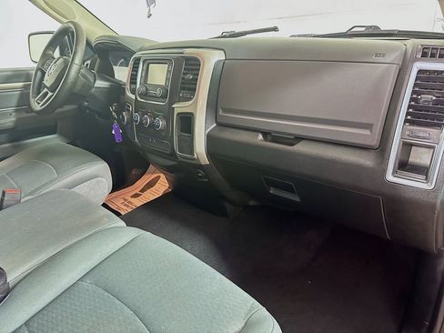 Used 2017 RAM 1500 Classic SLT image 30