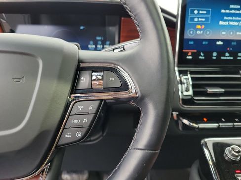Used 2024 Lincoln Navigator L Reserve image 25