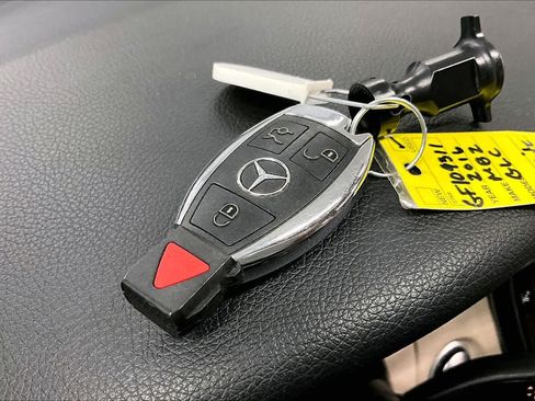 Used 2016 Mercedes-Benz GLC 300 image 14