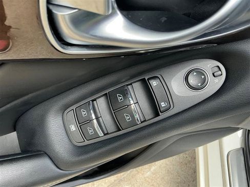 Used 2015 INFINITI Q50 Premium w/ Deluxe Touring Package RWD image 27
