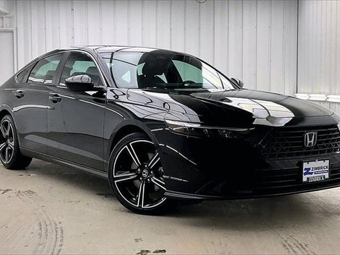 Certified 2025 Honda Accord Sport image 35