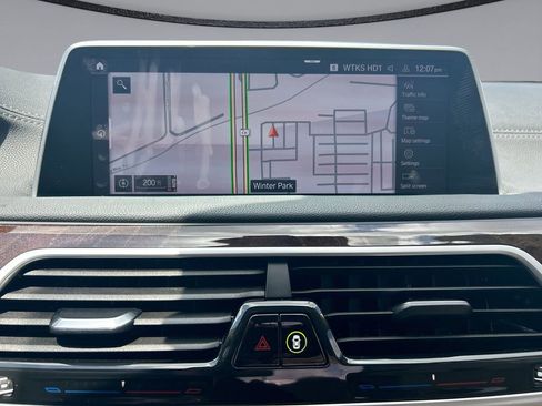 Used 2022 BMW 740i RWD image 22