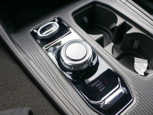 New 2026 Jeep Cherokee Laredo AWD/4WD image 24