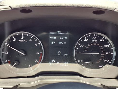 Used 2025 Subaru Crosstrek 2.0i Premium image 30