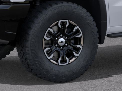 New 2026 Chevrolet Silverado 1500 ZR2 w/ LPO, Dark Essentials Package AWD/4WD image 33