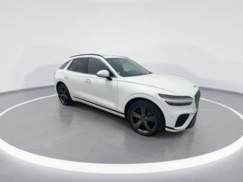Used 2023 Genesis GV70 2.5T w/ Sport Prestige Package AWD/4WD image 2