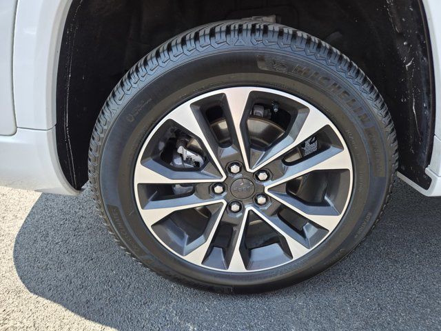 Used 2023 Jeep Grand Cherokee L Overland AWD/4WD image 46