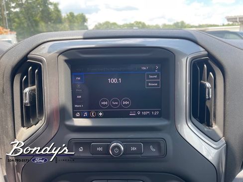 Used 2025 Chevrolet Silverado 2500 Custom w/ Custom Value Package AWD/4WD image 5
