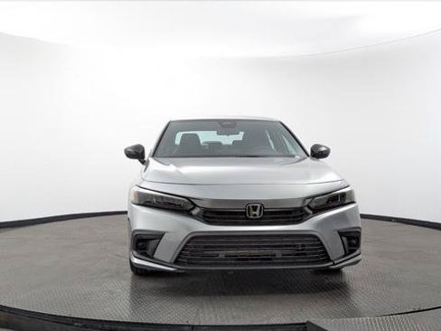 Used 2024 Honda Civic Sport image 12