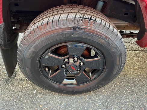 Used 2015 Toyota Tacoma 4x4 Double Cab w/ TRD Sport Package image 31