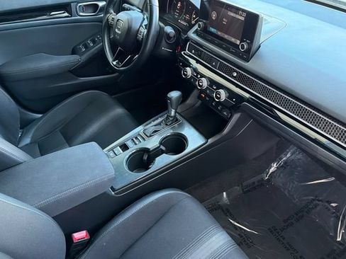 Certified 2025 Honda Civic Sport image 18
